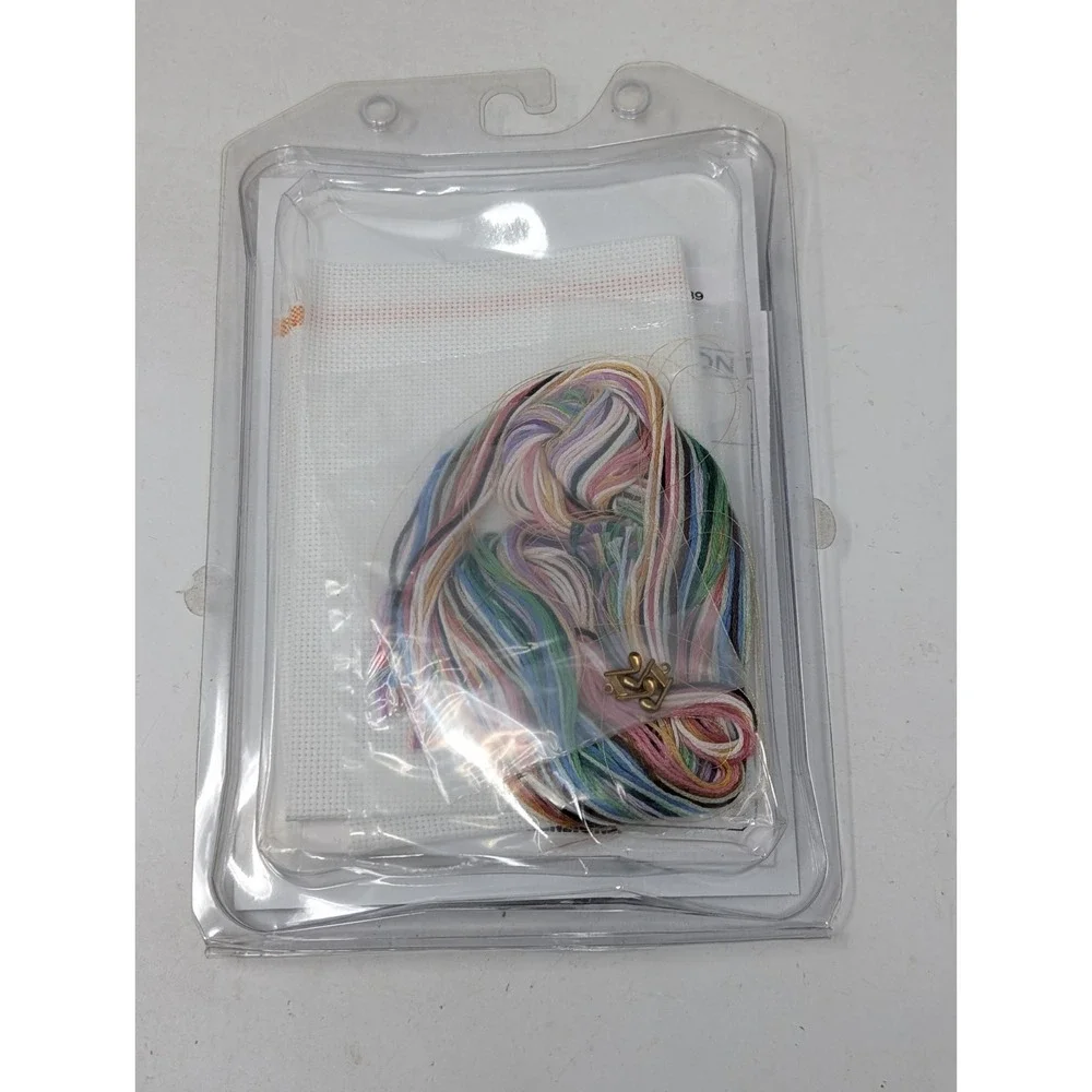 Dimensions Gold‎ Collection Petites 6739 Musical Carousel Horse Cross Stitch Kit
